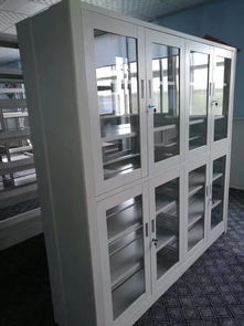 上墙书架报价与厂家木材选择指南